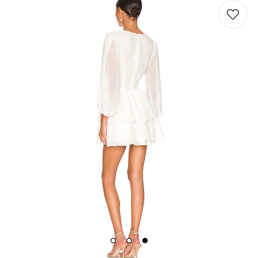 Float White Dress From Revolve, Size 6 - image 4
